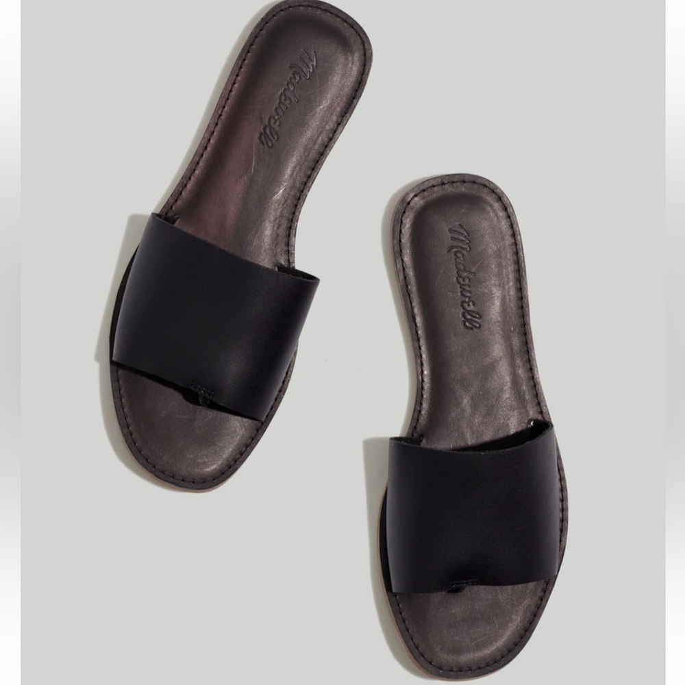 Madewell Boardwalk Post Slide Sandal in True Black Leather